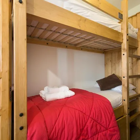Sleeps 4 * Chamonix