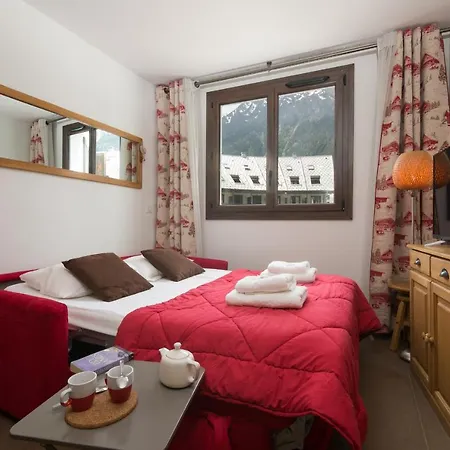 Sleeps 4